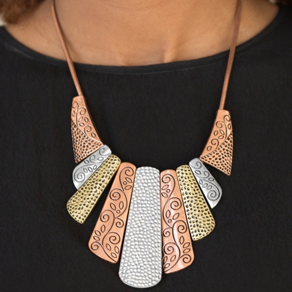Paparazzi Untamed Copper Blockbuster Necklace - Picture 1 of 2